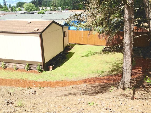 5th image of 2473 Meadowlark Ln