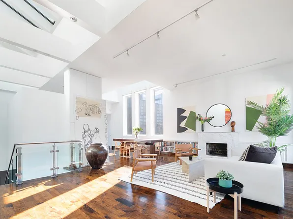 554 Broome Street image 1 of 16