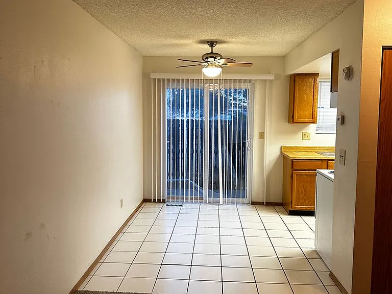 1303 Soaring Eagle Dr — Photo 3