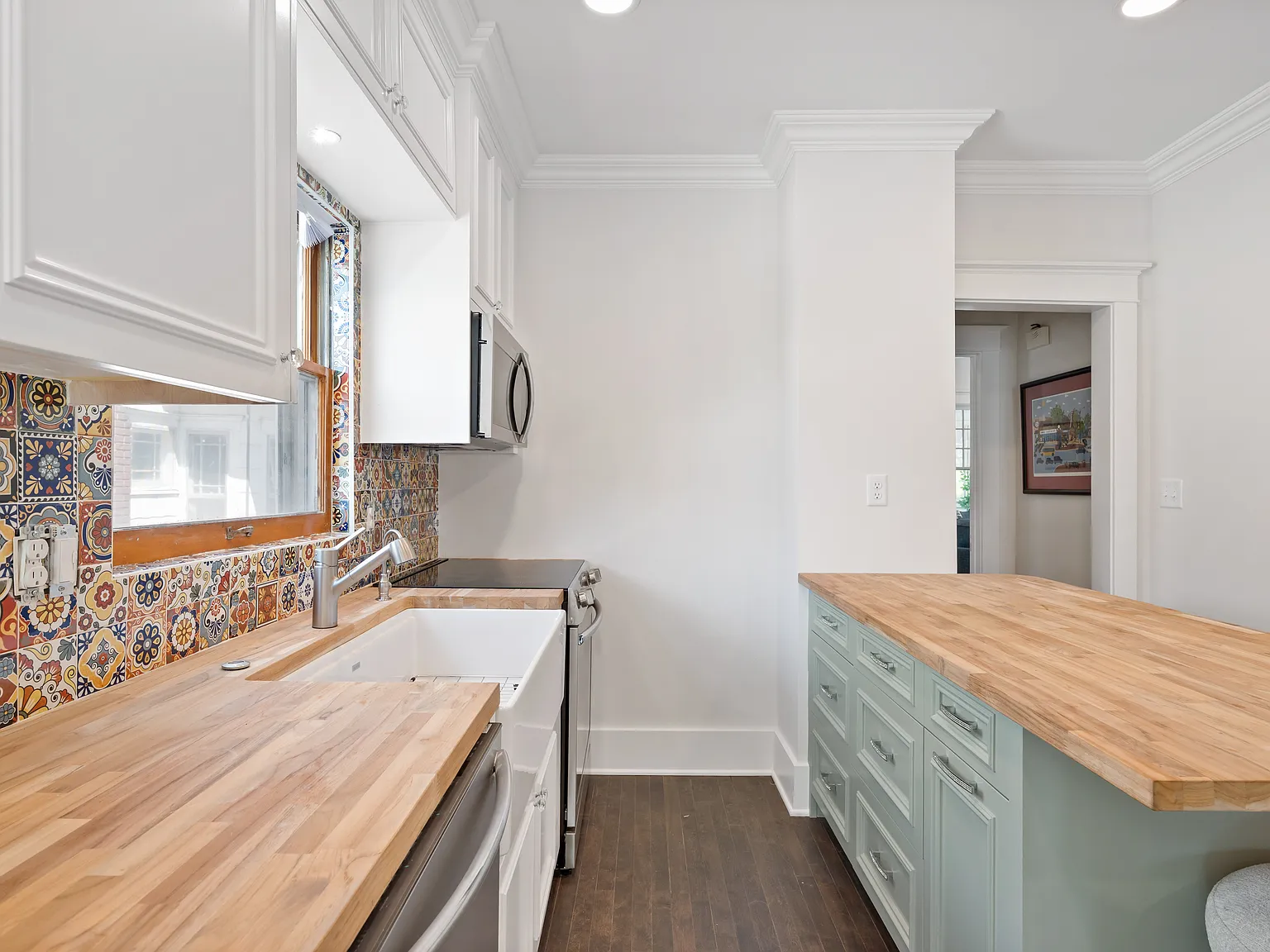 4 bed, 1886 sqft, $2,800 — Photo 4