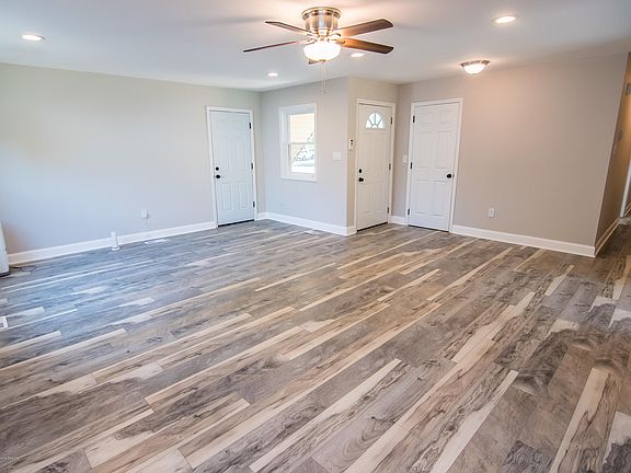 2nd image of 852 Tudor Court