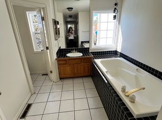 1530 S Quebec Way APT 73, Denver, CO 80231