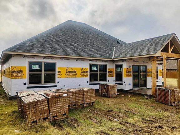 2nd image of 4014 NE Realtree Dr