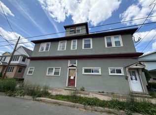 515 George St, Throop, PA 18512