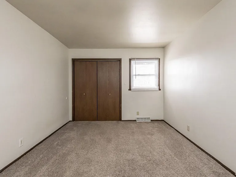 21225 Mary Lynn Dr — Photo 15