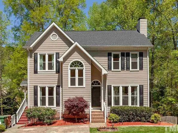107 Thensia Ct, Cary, NC 27513