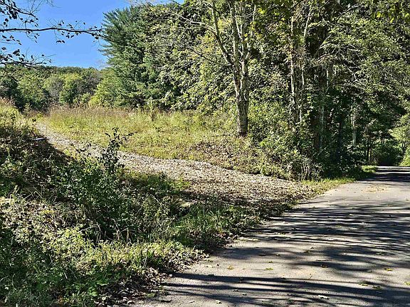 2nd image of 241 Briar Patch Rd
