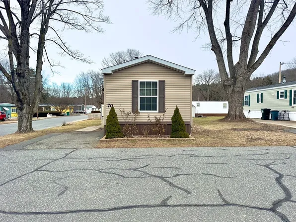 70 Quaboag Valley Co Op St, Palmer, MA 01069