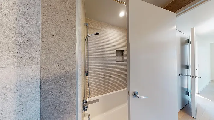 Rented by Bond New York | media 10