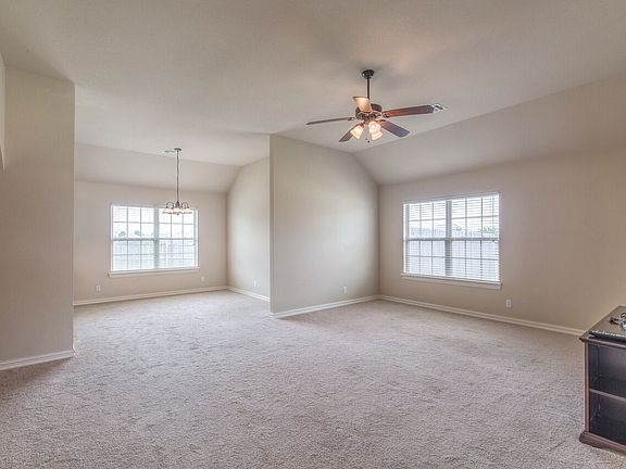 5th image of 3207 E Fairmont Pl