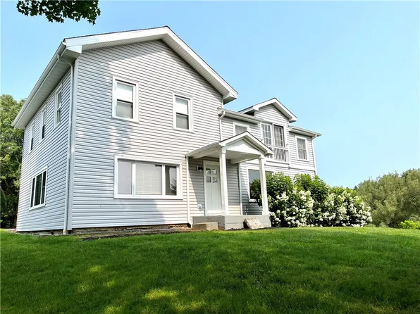 10364 Barton Rd, Waterford, PA 16441