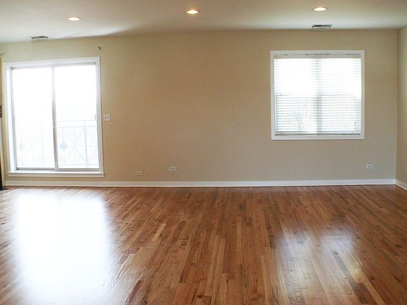 4th image of 3643 N Monticello Ave APT 3S