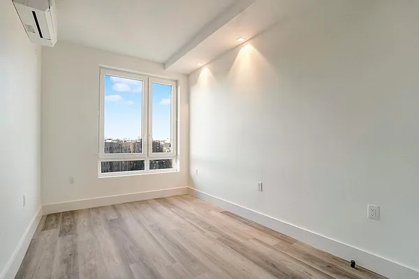 Rented by Brooklyn Group | media 7