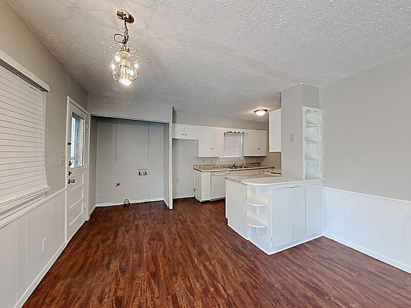 4th image of 619 9th St