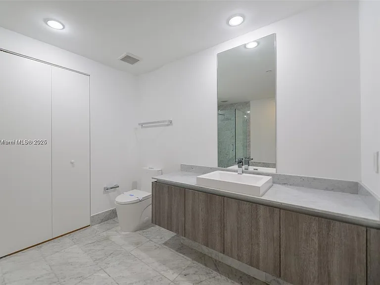 801 S Miami Ave #2 — Photo 12