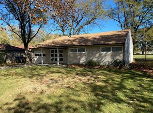 2504 SW Mission Ave, Topeka, KS 66614