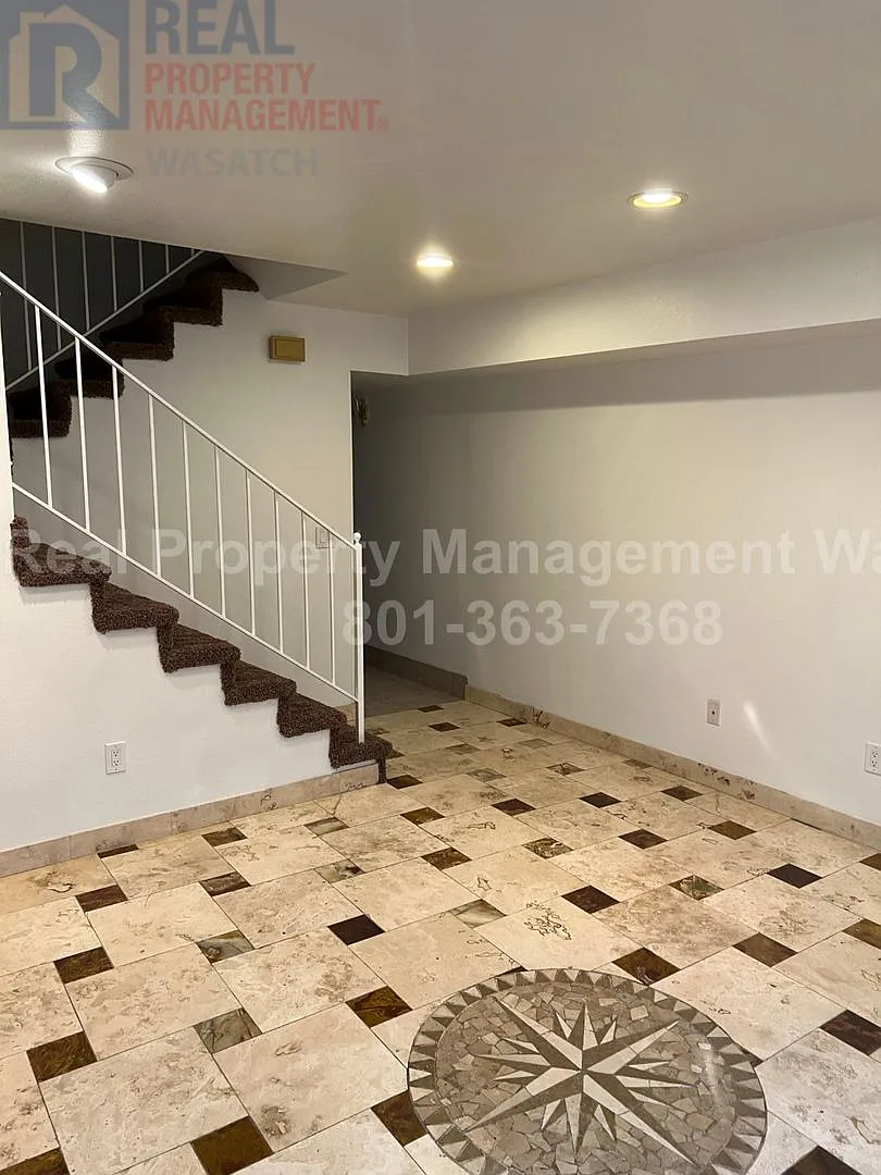 Beautiful 2 bedroom 1 Bathroom condo in Murray Utah!! — Photo 4