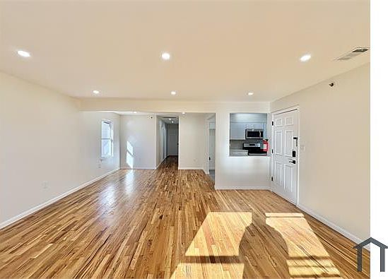 2nd image of 87 Chadwick Ave #3