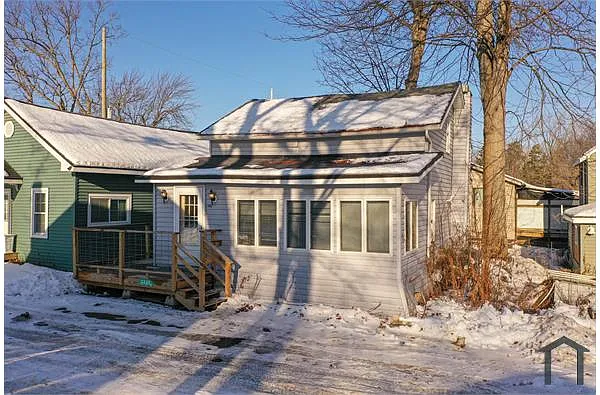 Building Photo - 2040 Linden St