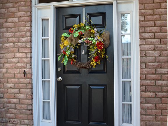 3rd image of 5088 Sussex Dr