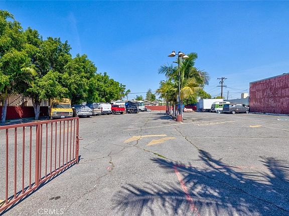 3rd image of 1437 E 61st St Lot 5