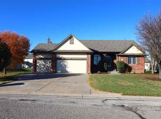 13910 E Peppertree St, Wichita, KS 67228