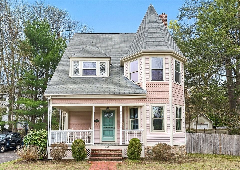 1st image of 207 Weston Rd