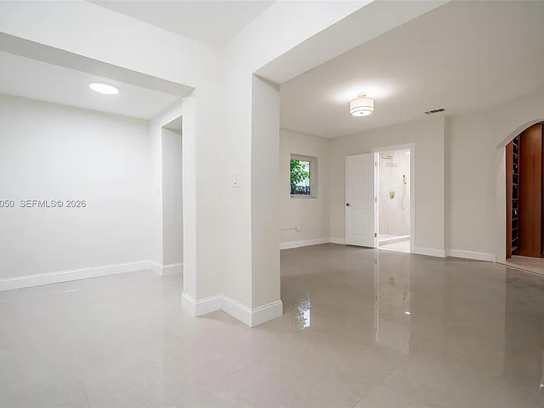 1710 Cleveland Rd — Photo 11