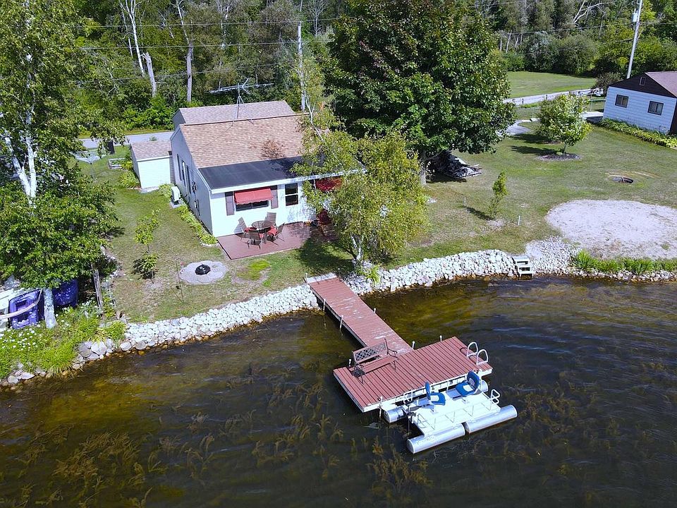 1st image of W802 Birchwood DRIVE