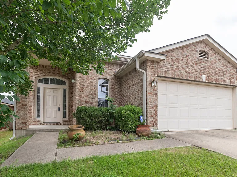 516 Sweet Leaf Ln — Photo 1