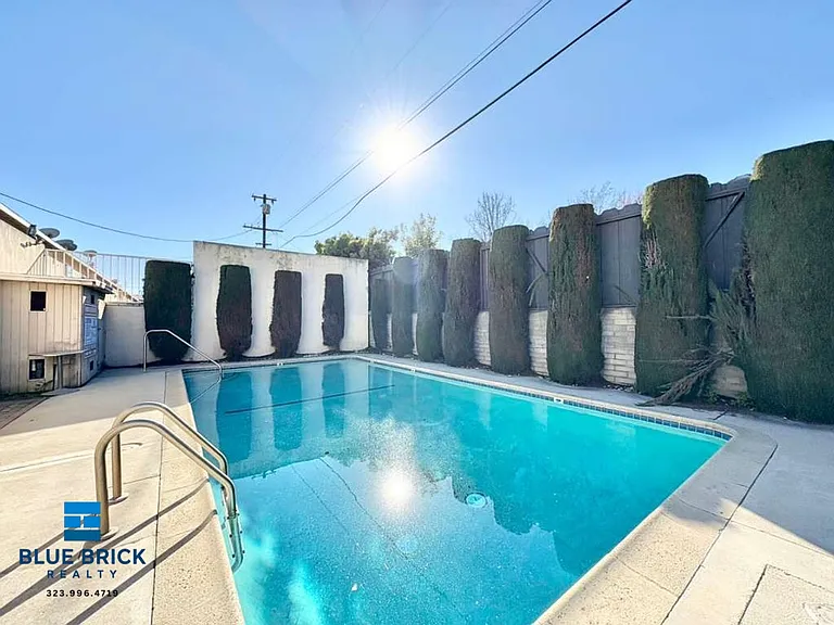 5315 Whitsett Ave #6 — Photo 11