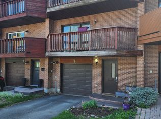 15 Birchdale Ave, Ottawa, ON K2H5A1