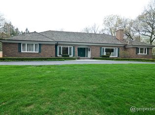 522 Rockefeller Rd, Lake Forest, IL 60045