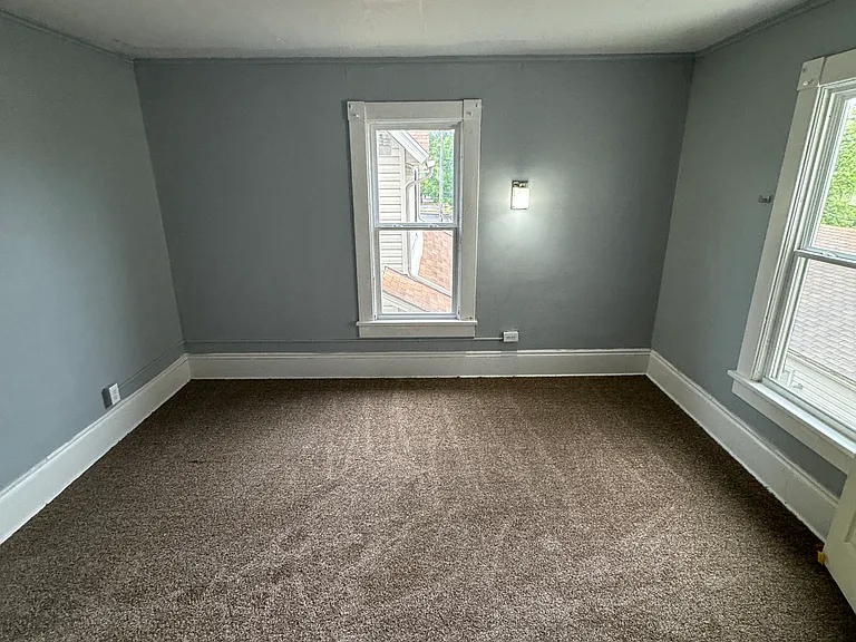 608 Hazlett Ave NW — Photo 10
