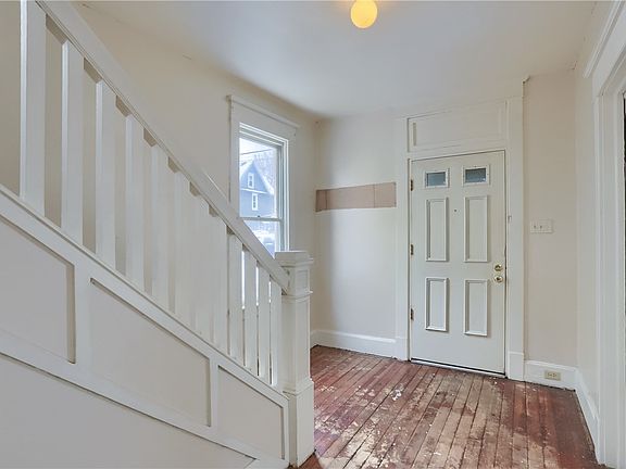 5th image of 403 Federal St
