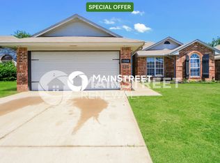 13108 Maple Leaf Dr, Oklahoma City, OK 73170