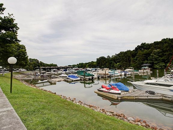 5th image of 349 Shoreline Marina Cir Unit 204