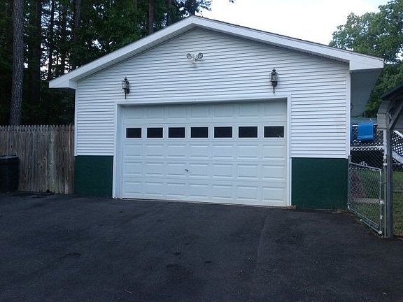 4th image of 277 Wildwood Cir