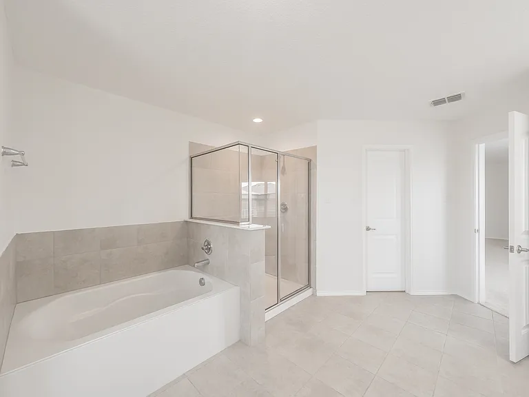 6268 Topsail Dr — Photo 36