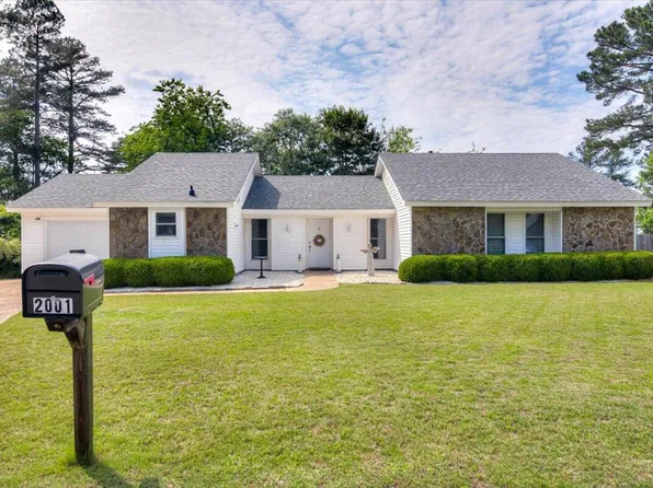 2001 MARKWOOD Place, Augusta, GA 30907