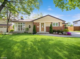 398 E Church St, Elmhurst, IL 60126