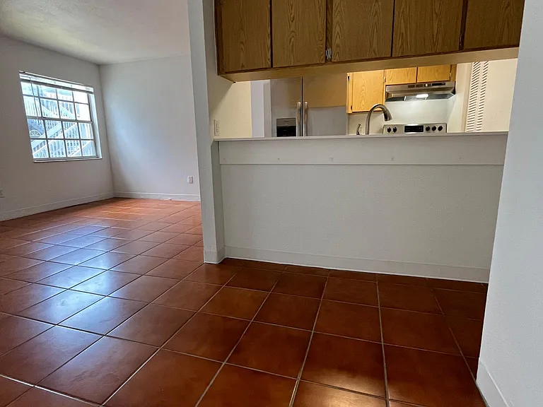 4914 W Gandy Blvd #F103 — Photo 16