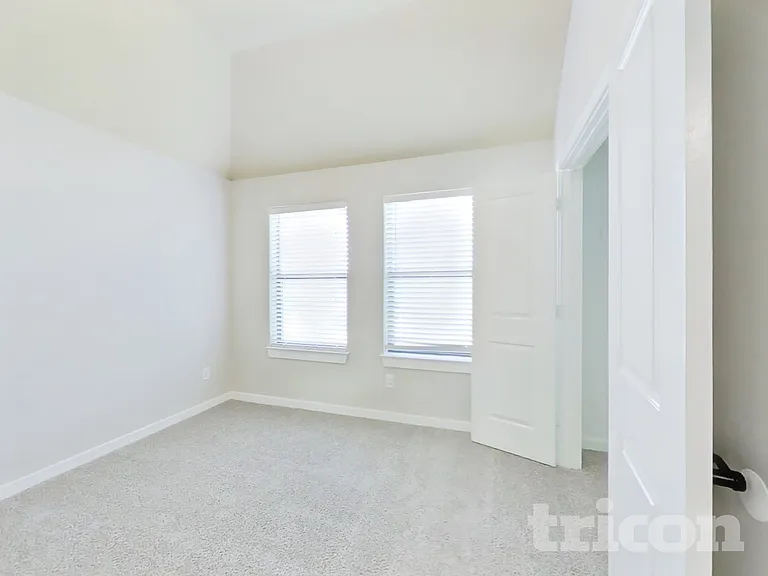 1819 Jara Ct — Photo 15
