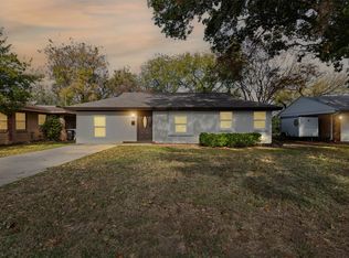 3616 W Spurgeon St, Fort Worth, TX 76133
