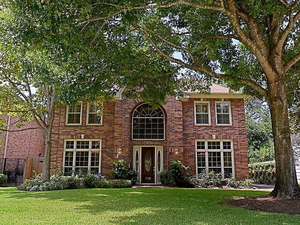 1st image of 546 Wisteria St