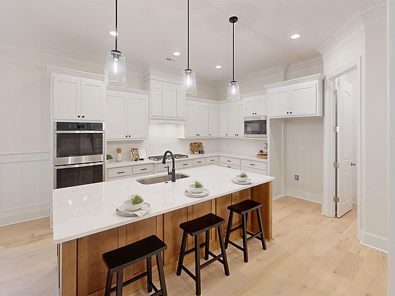 6th image of this home