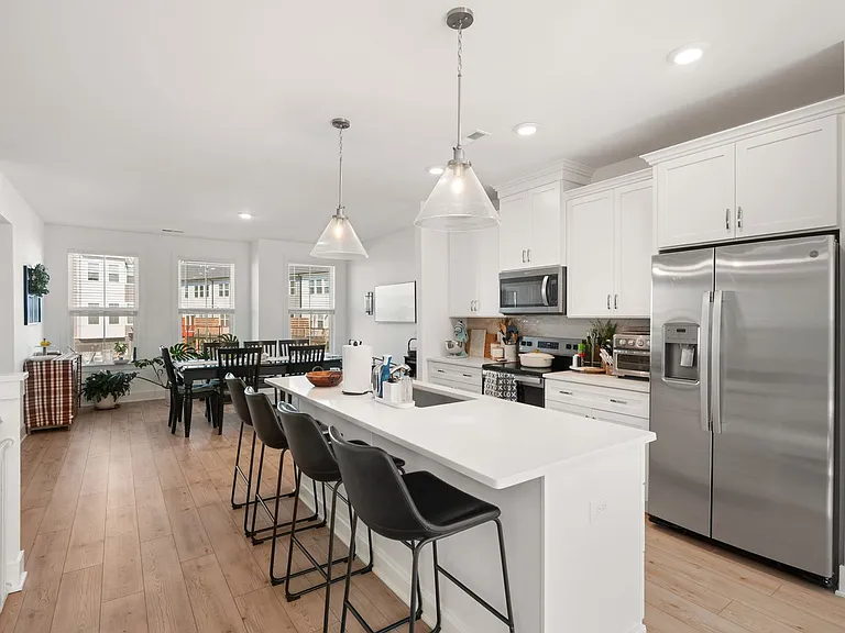 2115 Opulent Oaks Ln — Photo 5