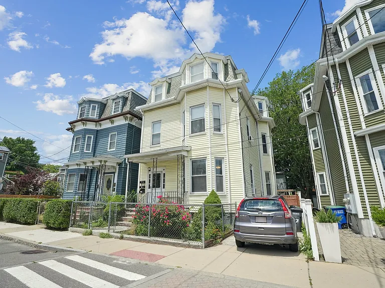 67 Concord Ave #1 — Photo 15