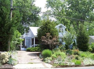 1921 Ware Rd #B, Falls Church, VA 22043