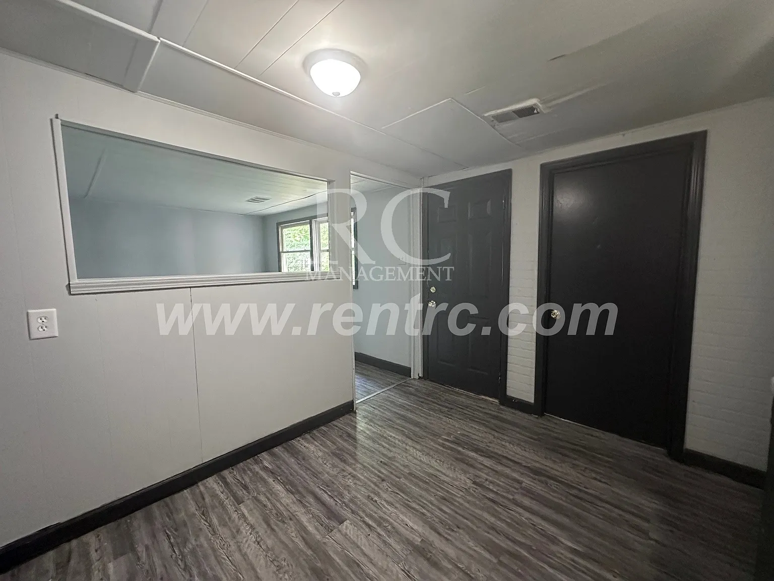 2 bed, 800 sqft, $550 — Photo 3